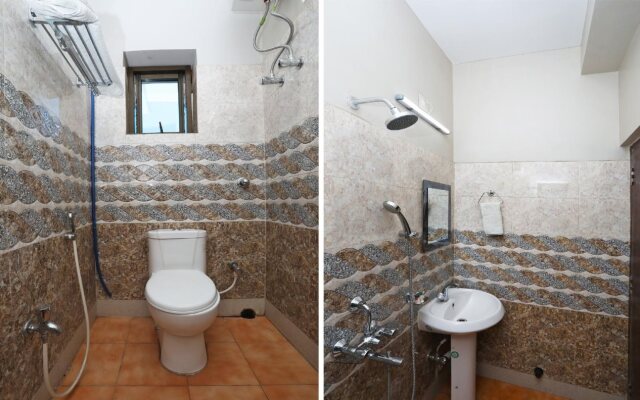 Hotel Tr Palace By OYO Rooms