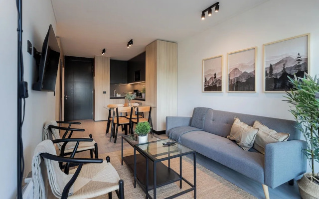 9BR Family Villa Pool Perfect for Groups