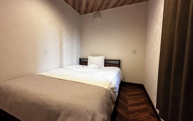 Economy Hotel Upashi