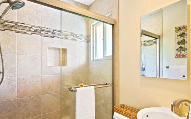 Lokelani #B203 - 2 Br condo by RedAwning