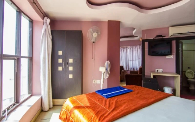 Hotel Golden Dust Puri
