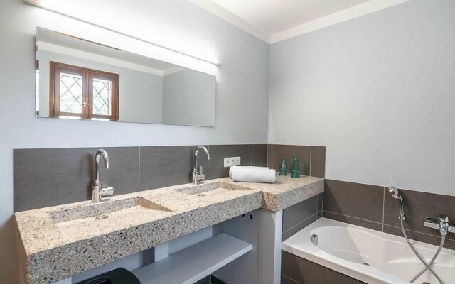 Appealing Villa in Cébazan With Private Swimming Pool