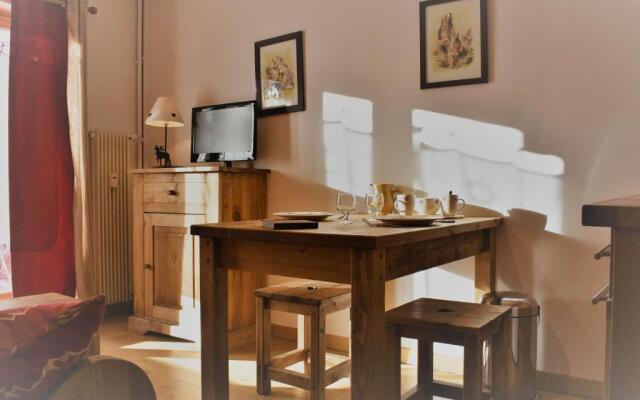 Appartement Méribel, 1 pièce, 2 personnes - FR-1-180-42