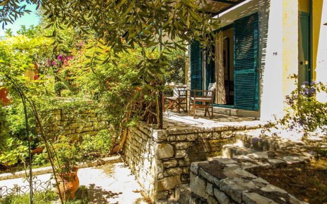 Apartment in Barbati with sea views