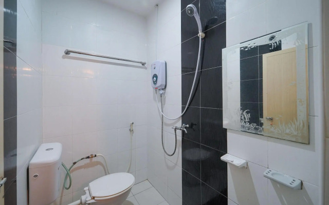 OYO 89976 Fins Hotel