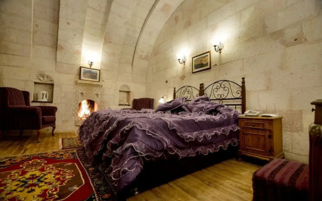 Valley Inn Cave Hotel
