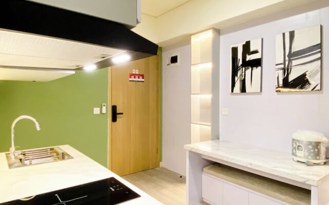 Best Homey 2Br At Meikarta Apartment