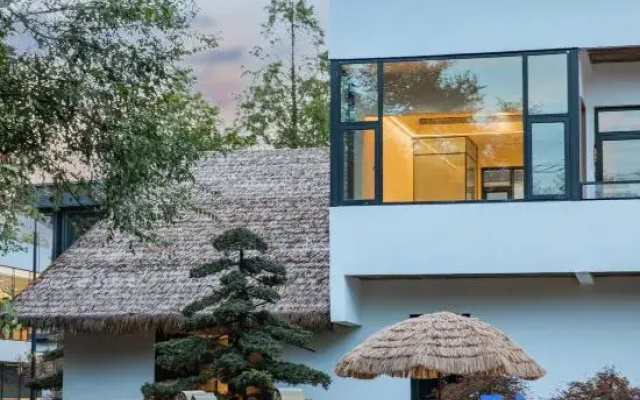 Suburban Core Aesthetic Accommodation
