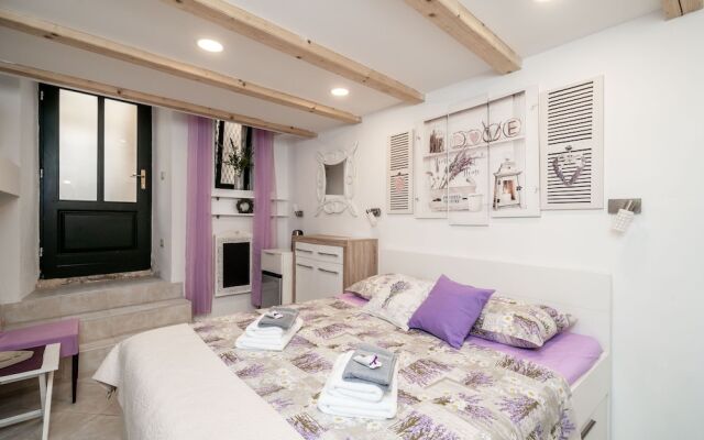 Lavender Room