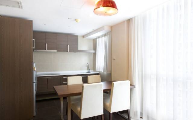 Largos Residences
