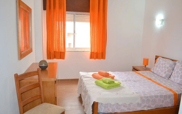 RH 3 Castelos Rocha Beach Apartment