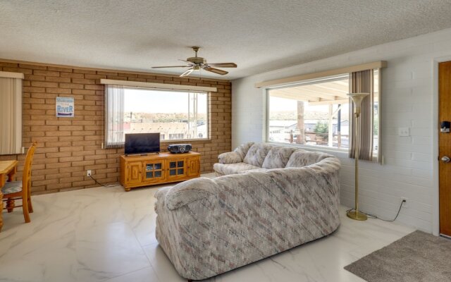 Riverfront Bullhead City Home w/ Mountain Views!