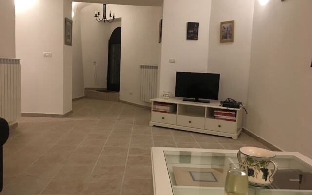 Large Medieval House in National Park, Super View