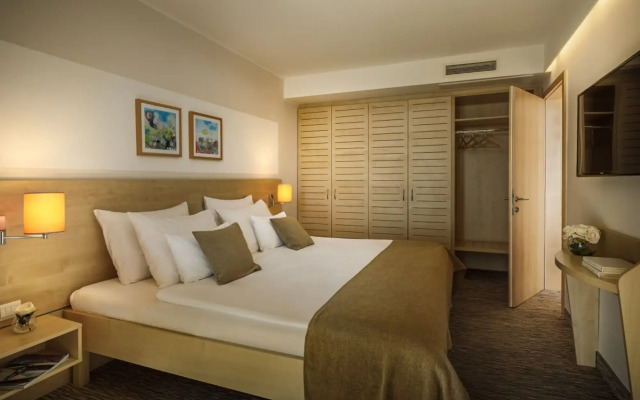 Valamar Parentino Hotel
