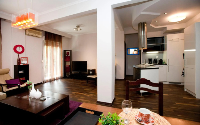 Beautiful Downtown Apartment
