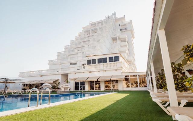 Hotel Los Delfines