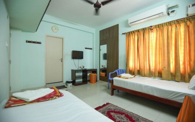 ULO Saicharan Comfort Inn