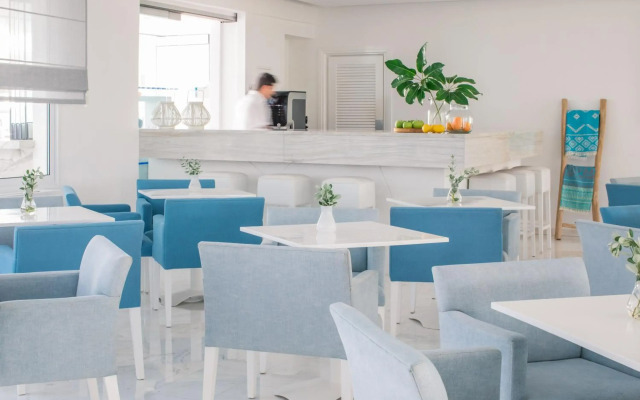 Nissi Park Hotel