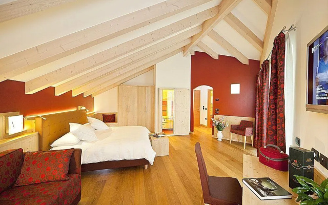 Viridis Hotel