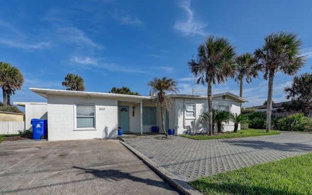 The Cali House by Vtrips