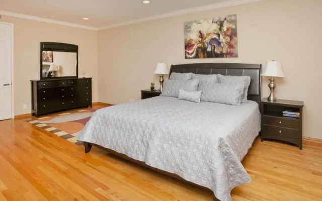 Beverly Hills Canyon Retreat