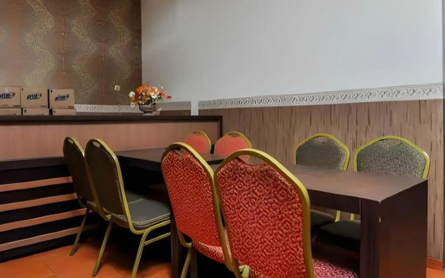 Hotel O Padang City Center Near Pantai Padang Formerly D'Dhave Hotel