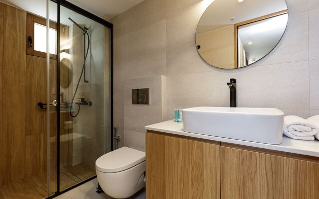 North Coast Seaside Suites