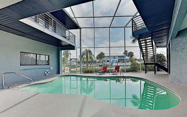 Beautiful River W/ Private Pool, Dock & Beach 3 Bedroom Home