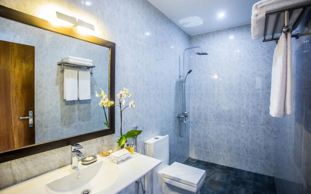 Lakraj Heritage Hotel