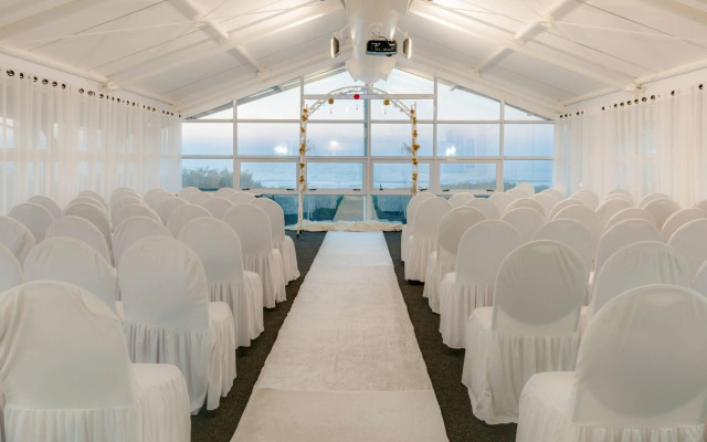 Protea Hotel by Marriott Karridene Beach