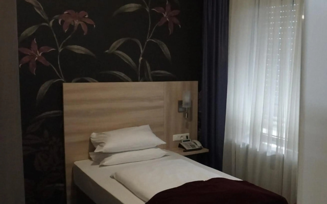 Hotel Senator München