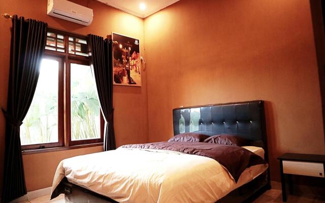 OYO 851 Rumah Mumu Kost & Homestay