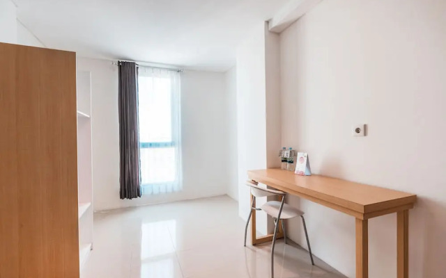 OYO Flagship 1170 The Habitat Karawaci