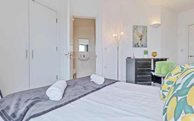 Panoramic Pad with Great Views | By My Getaways