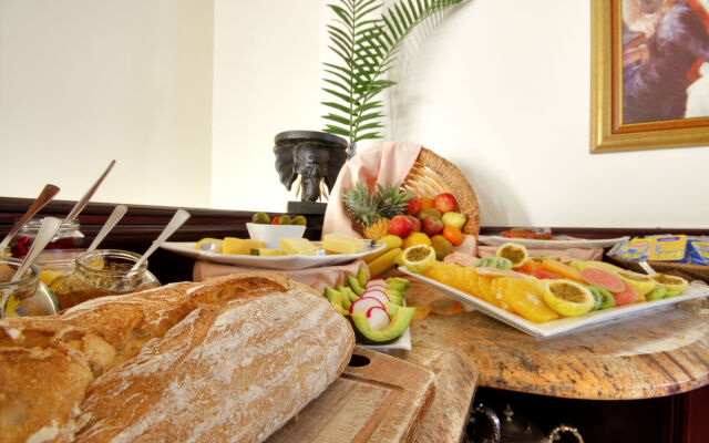 St. Lucia Wetlands Guest House