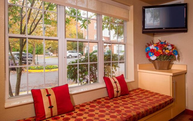 Towneplace Suites by Marriott Falls Church
