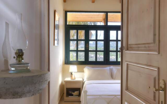 Castello Villa Daphnes - Private Pool & Whirlpool