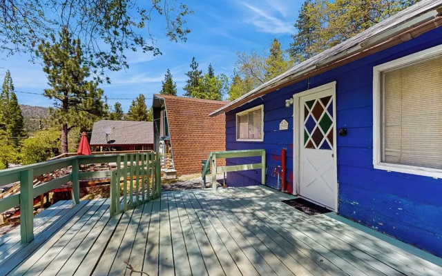 Dog-friendly Home in Running Springs - Near Hiking