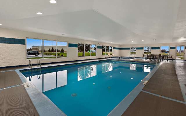 Comfort Inn & Suites