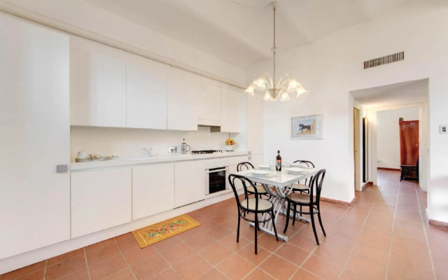 Rhome Apartments Latini