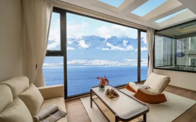 Yishuijian Seascape Holiday Meisu