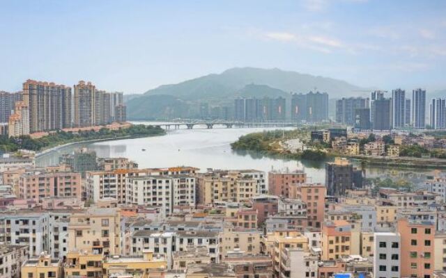 Aijia Apartment (Wuyue Plaza)