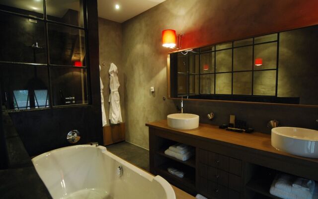 NE5T Suites & Spa