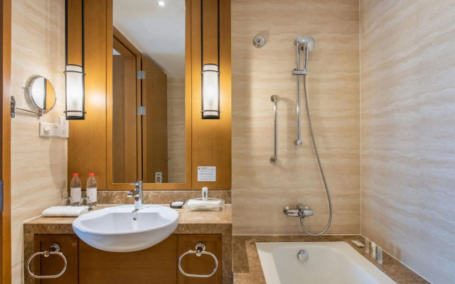 Holiday Inn Changbaishan Suites