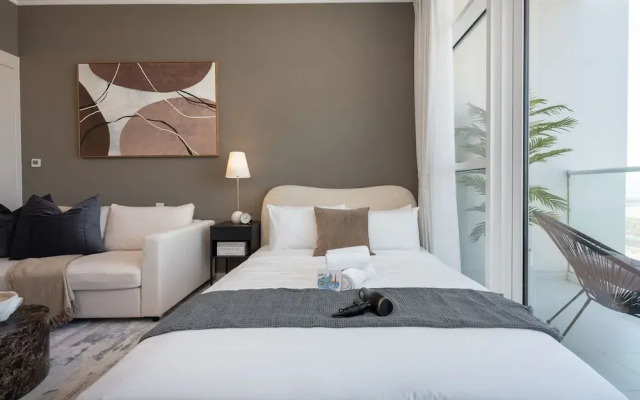 Spacious Studio in Carson C - Damac Hills