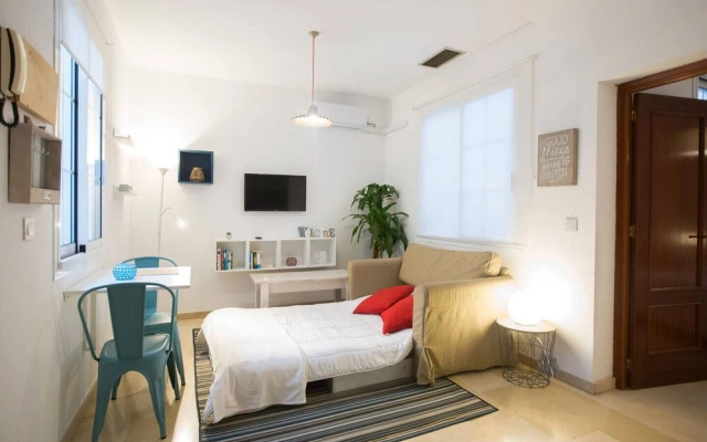 Triana Place by Keywii, 2 Pax, Triana