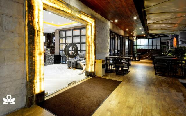 ZEN Rooms Duta Merlin