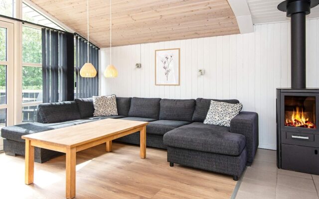 8 Person Holiday Home in Hemmet