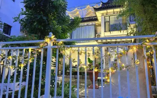 Dali Koala Designer Homestay (Dali Ancient Town Branch)