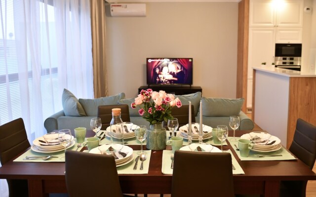 La Gioia Elegant Spacious Apartment